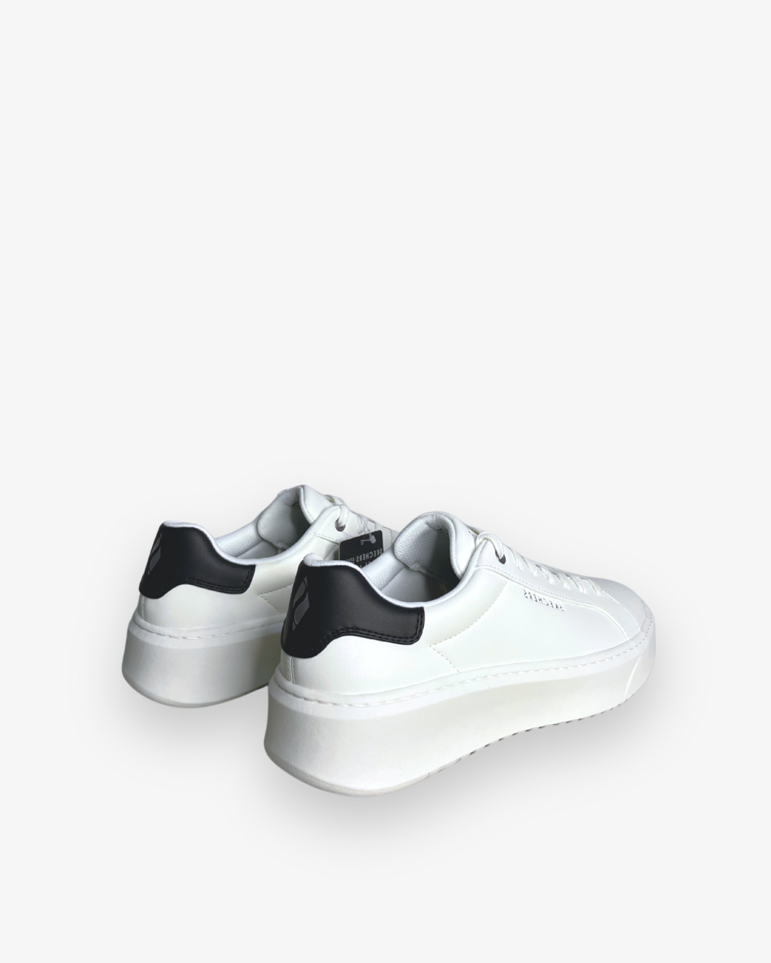 Sapatilha Skechers Court Break Suit
